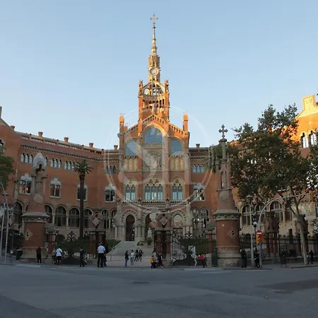 Cerca De Sagrada Familia Διαμέρισμα *